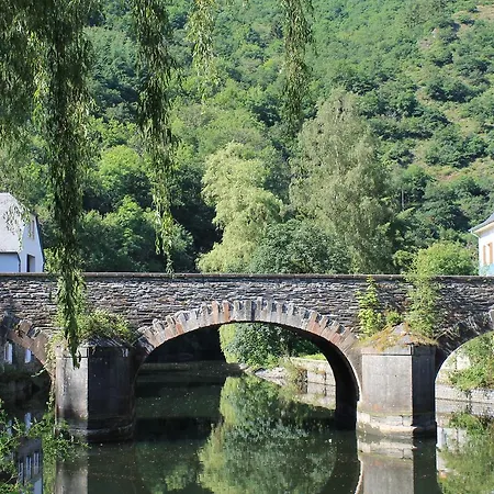 Les Deux Tours * Esch-sur-Sûre