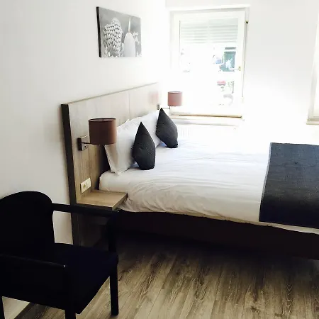 Otel Les Deux Tours *