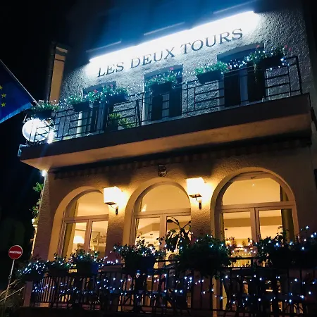 Les Deux Tours Otel